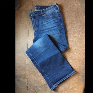 NY&Co. Curvy Bootcut Jeans EUC